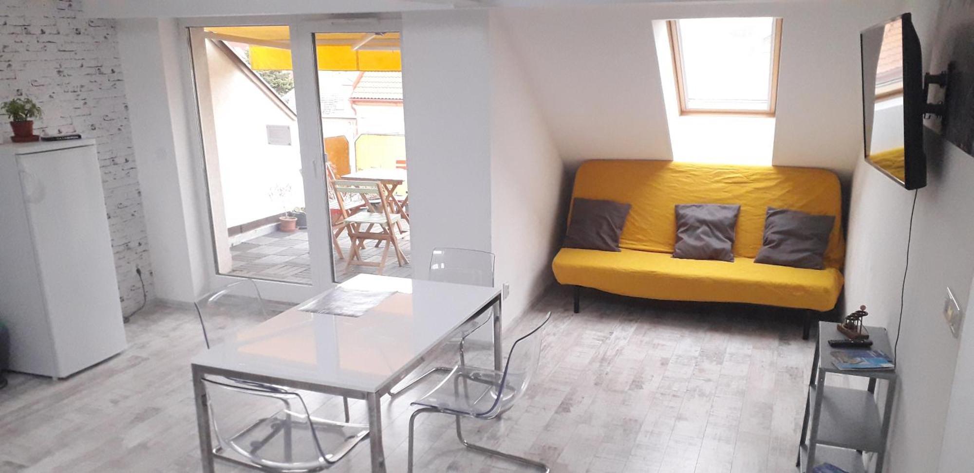 8X8 Tetoter Apartman سيغيد المظهر الخارجي الصورة