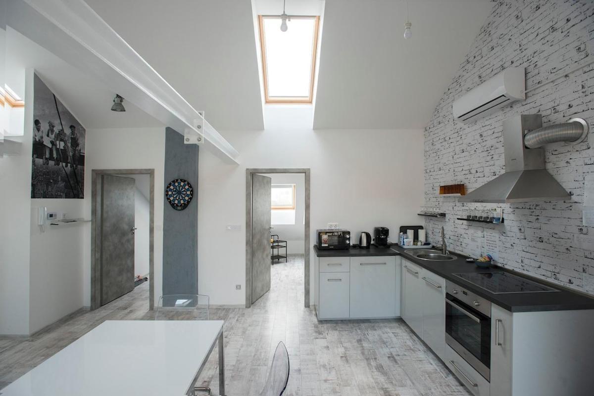 8X8 Tetoter Apartman سيغيد المظهر الخارجي الصورة